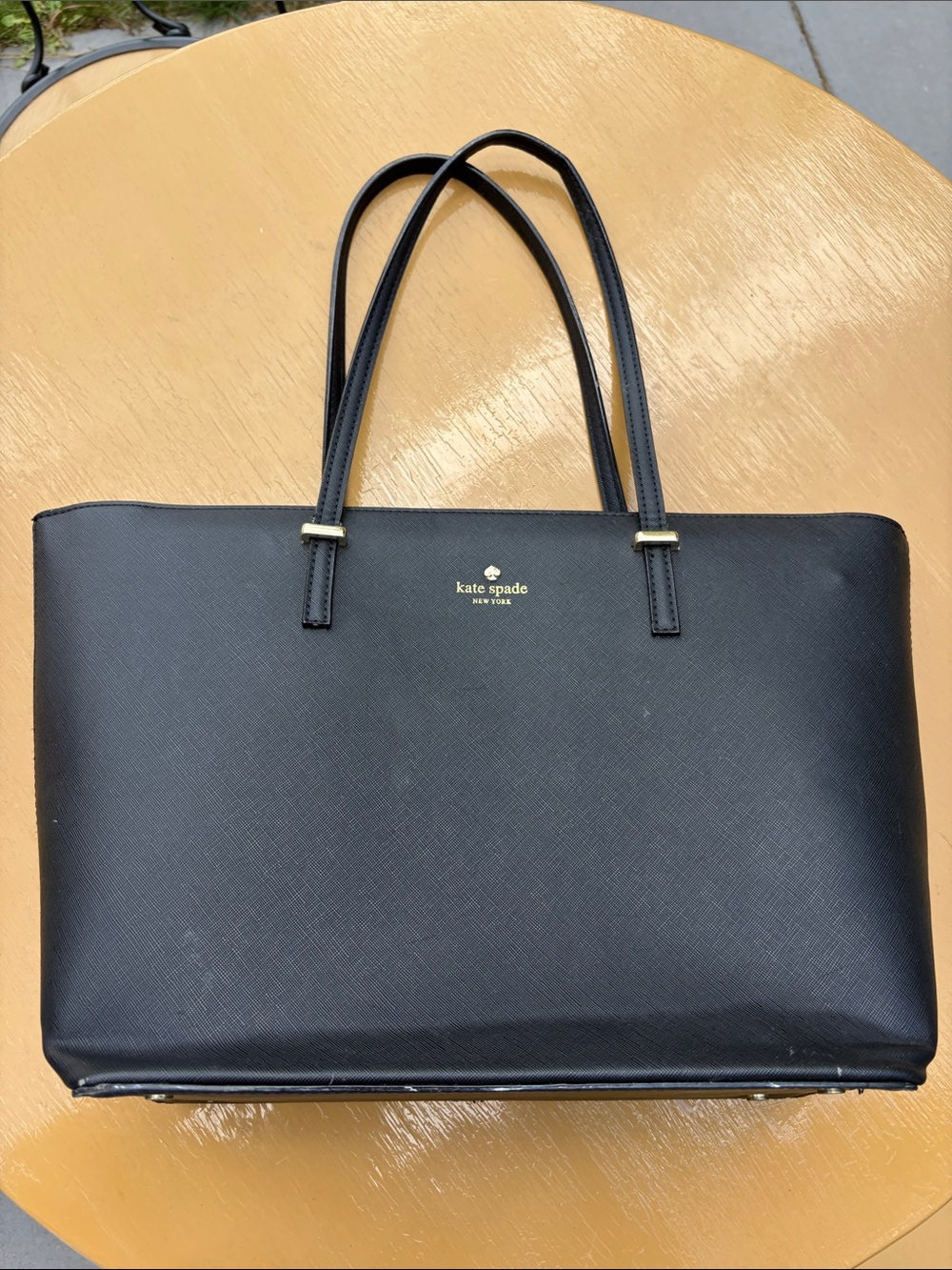 kate spade New York Cedar Street Shoulder Tote
